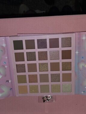 Makeup pallette